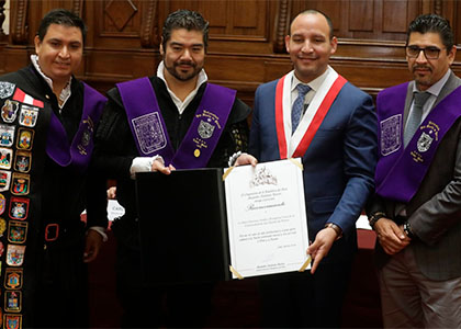 Congreso de la República otorga reconocimiento a la Tuna y Cuarentuna de la Universidad de San Martín de Porres